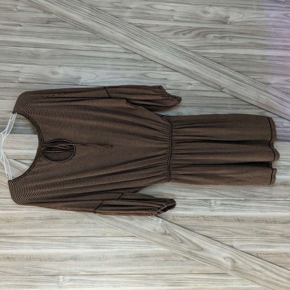 Max Studio Women's Striped Drop Waist Dress Size Medium - NO BELT - Picture 5 of 6